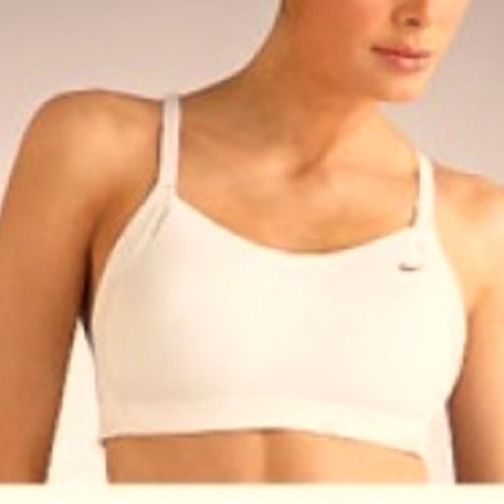 Nike Nude Medium Control‎ Medium Strength Sports Bra